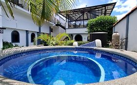 Hotel Santo Tomas